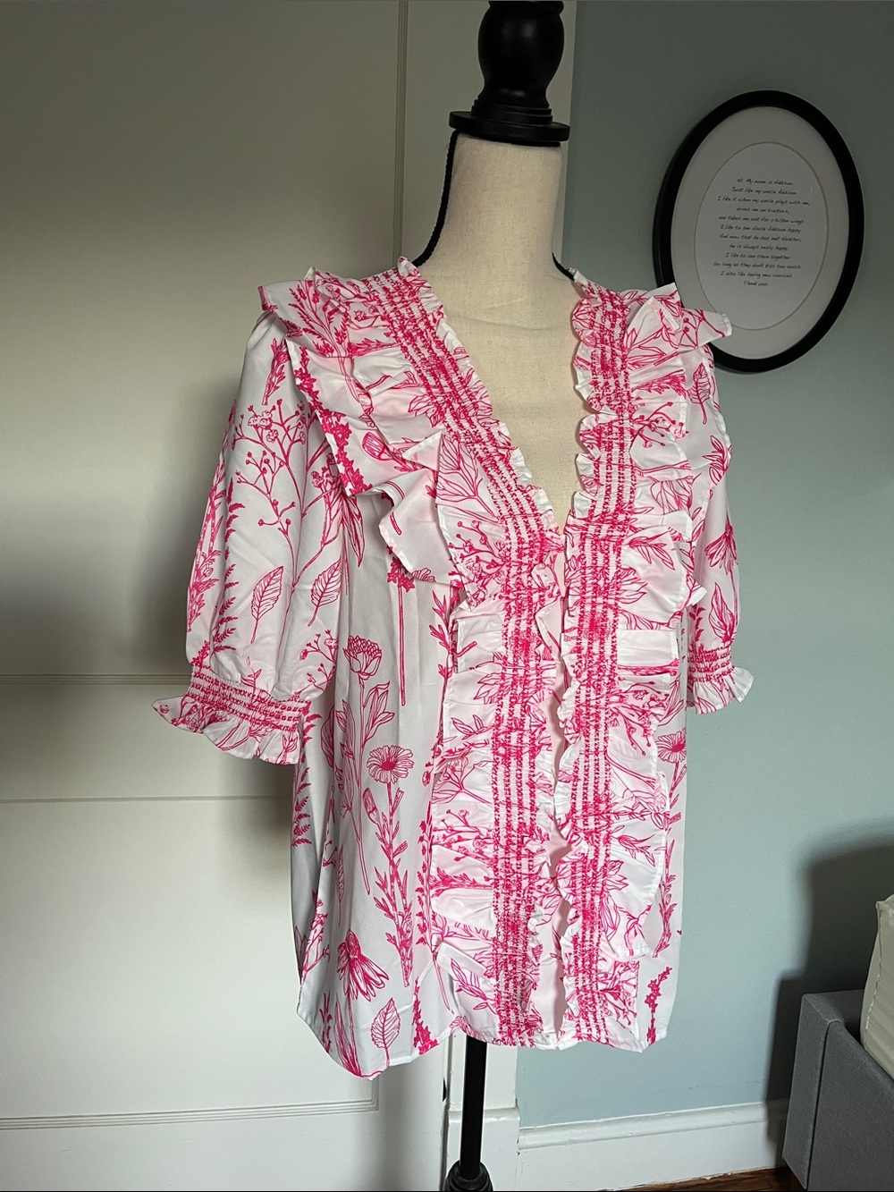 NWOT Ruffled Floral placket-Front Top in Hot Pink and White